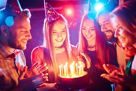 A romantic massage, breakfast in bed, walking in where can i celebrate my husband's birthday? HOW TO: Plan An Awesome Birthday Party On A Titchy Budget