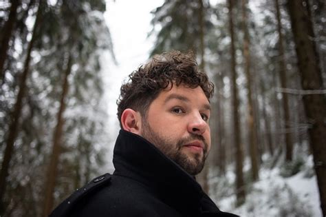 James newman is a hugely successful brit award winning and grammy nominated songwriter. EUROVISION 2020 - Ακούστε τη συμμετοχή της ΑΓΓΛΙΑΣ - James ...