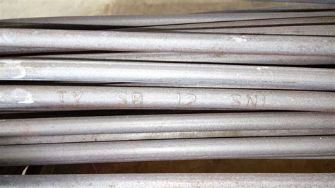 1.pelat besi dengan ukuran (1m x 1m) dengan tebal pelat 1 mm, hitung beratnya ? Tabel Berat Besi Beton | HARGA BAHAN BANGUNAN TERBARU