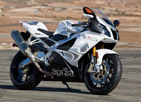Top 10 Fastest Heavy Motorbikes In The World 2014