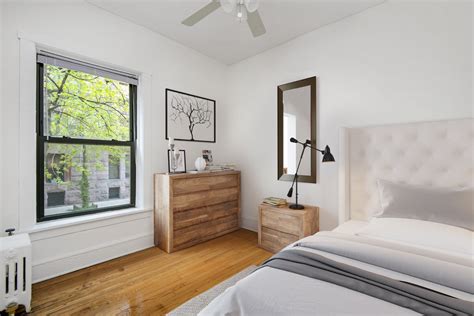 Maybe you would like to learn more about one of these? Two-Bedroom Vs. One-Bedroom - PPM Apartments, Chicago