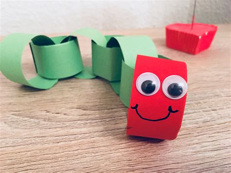 Sale in basteln & malen. Die kleine Raupe Nimmersatt - Basteln mit Kindern | Der ...