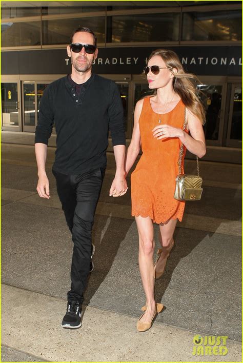 Kate Bosworth And Michael Polish Land At Lax On July 4th Photo 2904012 Kate Bosworth Michael