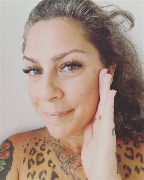American Pickers Danielle Colby Shares New Pic Of Daughter Memphis 21 In Tiny Nude Bikini On