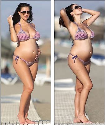 She S Always Ready For Her Close Up Imogen Thomas Shows Off Her Pregnant Figure In A Bikini As
