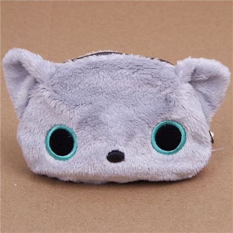 Intelligent and experienced cat owners invariably state that the domestic cat's 'belly flap' aka 'primordial pouch' serves a dual purpose. grey Kutusita Nyanko cat plush pouch wallet | Gifts for ...