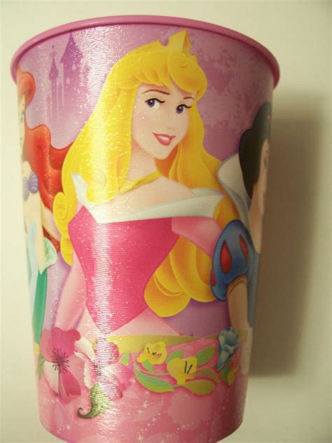 Disney Princess Dreams Plastic Reusable Party Cup Toys And Games