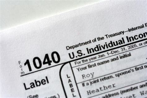 New Irs Video Guides Same Sex Couples Through Tax Filing