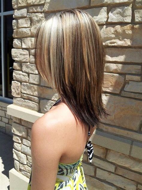 These caramel highlights bring some life to the front of the hair. Hairstyles, Beauty Tips, Tutorials and Pictures | Hair ...