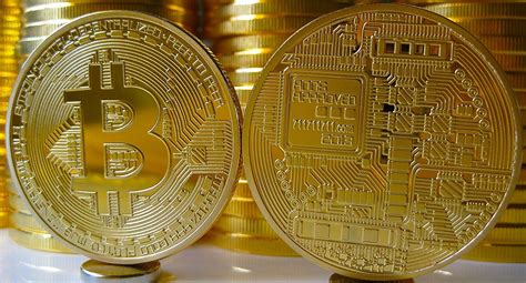 BITCOINS! Gold Plated Commemorative Bitcoin .999 Fine Copper Physical ...