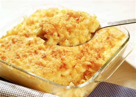 One box makes about 3 servings. Reader favorites: Macaroni and cheese - Recipe Box