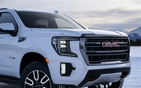 2021 Gmc Yukon At4 Front View Exterior New White Yukon At4