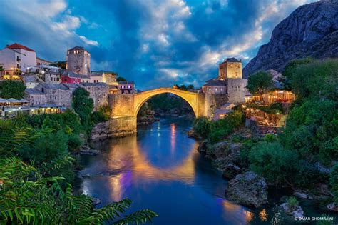 Stari Most Mostar Bridge Bosnia I Herzegovina Europa En Invierno