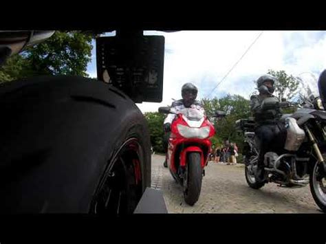 Wien einen radius von nur durchschnittlich 11,5 km hat. MOTORRAD - DEMO in Wien / HÖHENSTRAßE am 23.08.2020 - YouTube
