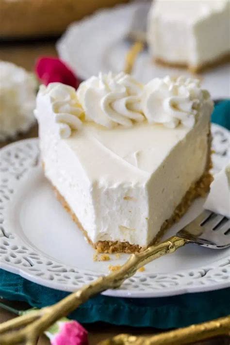 The cream cheese must be at room add the coffee mixture to cheesecake batter along with sour cream and vanilla mixing until just combined i like to use a large spatula or cake mover to move the cheesecake to a serving plate. Pin by Meekie Nichols on cakes in 2020 | Easy cheesecake ...