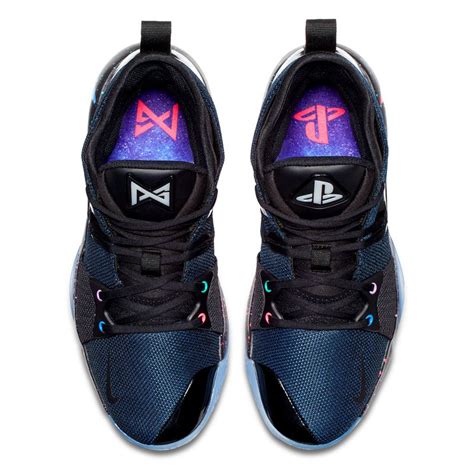 This february, greatness awaits in the form of oklahoma city forward paul george's second signature shoe, which is a collaboration between nike basketball and playstation. Playstation uvede vlastní boty na motivy herní konzole ...