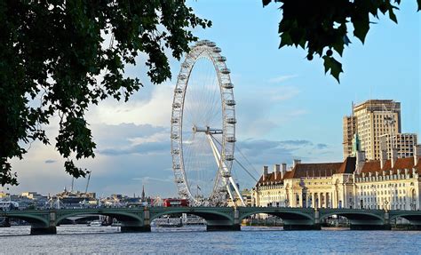 We recommend to check back regularly to ensure you will always have the. Anglia: święta, tradycje, dni wolne od pracy. - Odyseusze ...