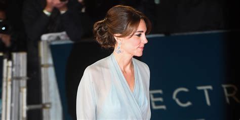 Kate Middleton Outift Il Vestito Senza Reggiseno Nel 2015