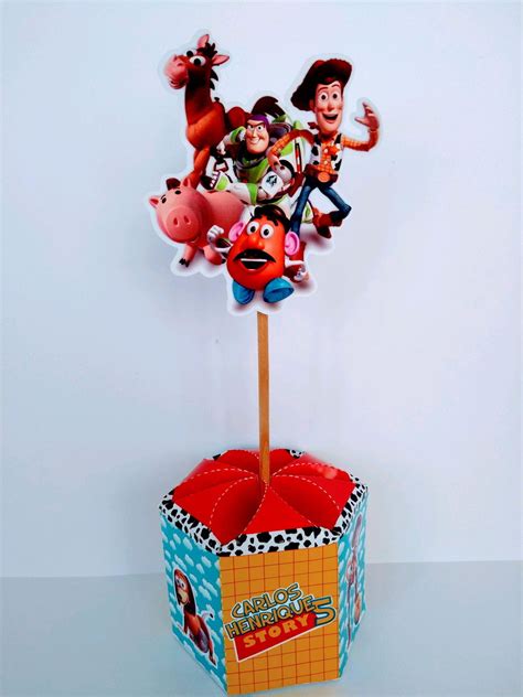 Последние твиты от toy story (@toystory). Caixa personalizada sextavada Toy Story no Elo7 | Lillo ...
