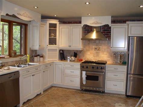 That's the idea behind bold kitchen hardware. small kitchen styles cabinets 12x12 | Modern Kitchen ...