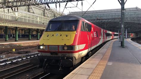 Lner Intercity 225 Set 82207 And 91111 “for The Fallen” Depart Glasgow