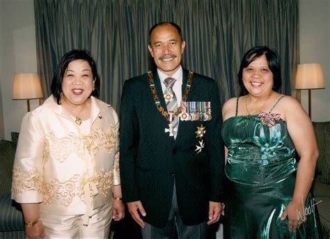 pinay receives queen s service medal in new zealand gma news online