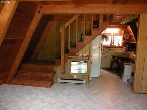 With millions of inspiring photos from design professionals, you'll find just want you need to turn your house into your dream home. Interior, Florence Oregon | A frame house, Triangle house ...