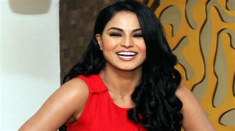 Pakistani Actress Veena Malik Gets Divorce The Hindu