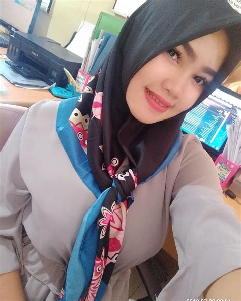 Koleksi Foto Jilbab Cantik Yang Berprofesi Pegawai Pns Di Instagram Terbaru Malaya Pict