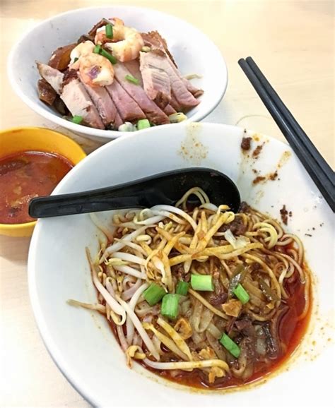 Famous for their curry noodles, it is almost impossible to get a spot during the weekends and waiting time can another choice of curry mee is sun seng fatt which is just next to m boutique. Bowled over by Ipoh's curry noodles | The Star