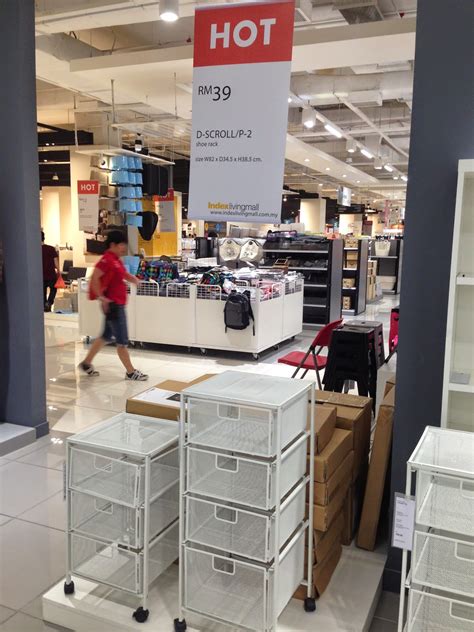Seorang suami yang biasanya bekerja untuk diri sendiri sekarang memiliki tanggung jawab untuk memenuhi kebutuhan keluarga. 33+ Info Populer Hiasan Rumah Barang Ikea