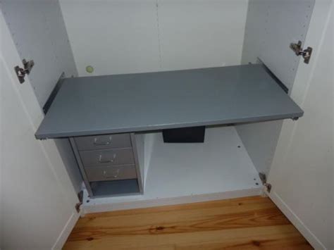 Wenn wir den arbeitsplatz hier integrieren möchten, sollten wir uns im raum einen ort suchen, den wir als gesonderten bereich gestalten können. Ikea Büro Im Schlafzimmer | Various