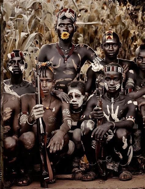 43 Fascinantes Fotografías De Algunas De Las Tribus Más Remotas Del Mundo Tribus Africanas