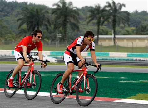Fernando alonso vuelve a la f1 con renault: Alberto Contador zum "Alonso Rennstall" | Rennrad-News.de