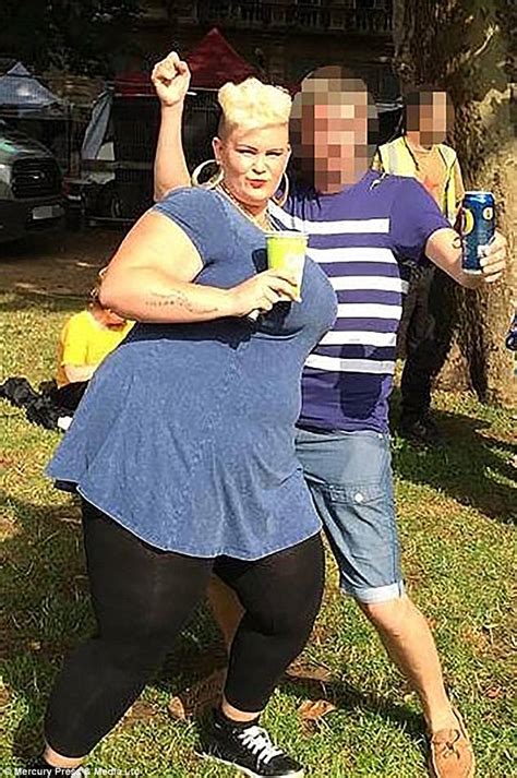 Mother Who Gorged On Calories A Day Sheds Stone Daily Mail Online