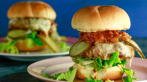 Spicy Turkey Burgers With Barbecued Onions Spicy Turkey Burgers