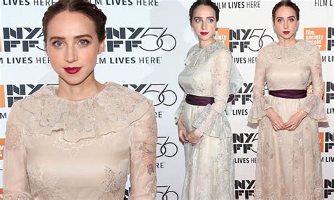 Zoe Kazan Stuns In Belted Lace Gown At Premiere Of The Ballad Of Buster Scruggs During Film