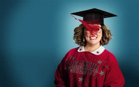 Movie Review Melissa Mccarthy Gets Her Groove Back In College Comedy