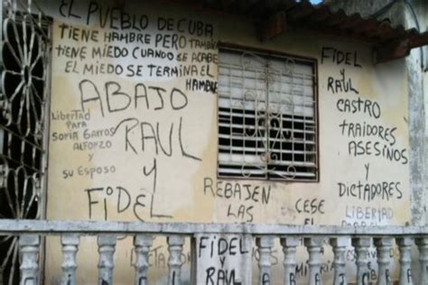 Neokaxtrizmo And Chaos Cuba Carteles Contra El Gobierno En Camagüey