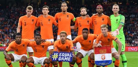 Fez parte do grande esquadrão do psv que dominou a holanda no final da década de 80 e início da de 90. França na Copa 2018: Mbappé iguala Pelé ao marcar em final ...