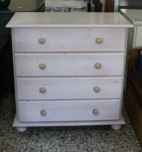 For more information, check out the products. New2You Furniture | Second Hand Chest of Drawers for the Bedroom (Ref:M456), Torrevieja, Spain