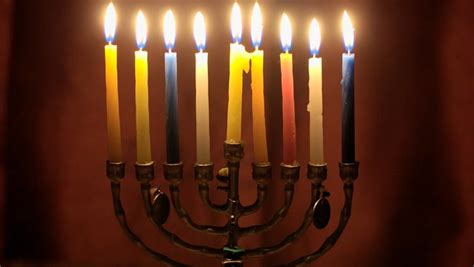Happy Hanukkah 2017 What Is The Story Behind The Jewish Festival Of