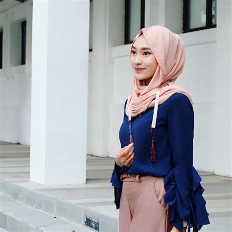 10 Ootd Kombinasi Baju Warna Biru Yang Bagus Untuk Hijaber Blog