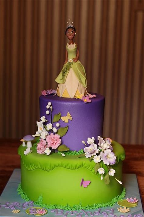 36 best Princess & the Frog Cakes images on Pinterest | Frog cakes