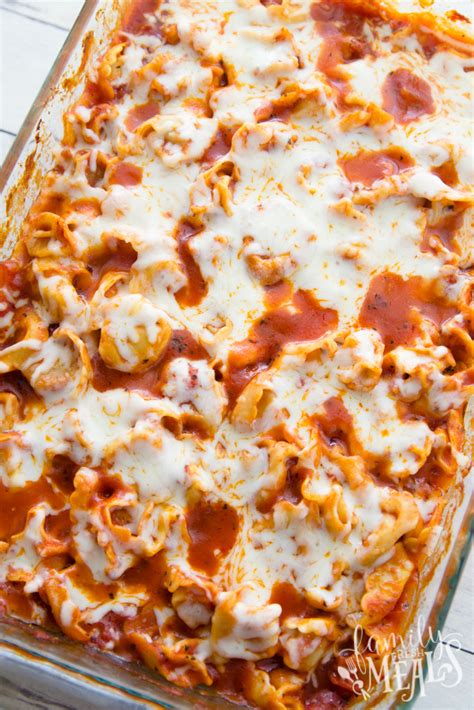2 pencil small yellow onion, tomato sauce, olive oil, crushed tomatoes and 6 more sausage pesto tortellini casserole sweet and savory meals chicken sausages, cheese tortellini, freshly ground black pepper and 12 more Easy Cheesy Tortellini Pasta Bake - Family Fresh Meals