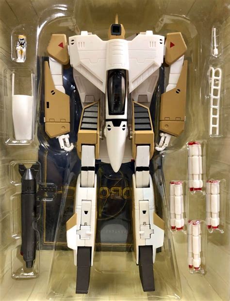 Toynami The Masterpiece Collection Robotech The Macross Saga Volume 2