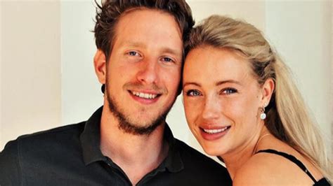 Several acquaintances from the cycling world were present at the wedding, which was held in maastricht. Penny-Lee Hartsuijker is vriendin van Jan Blokhuijsen ...