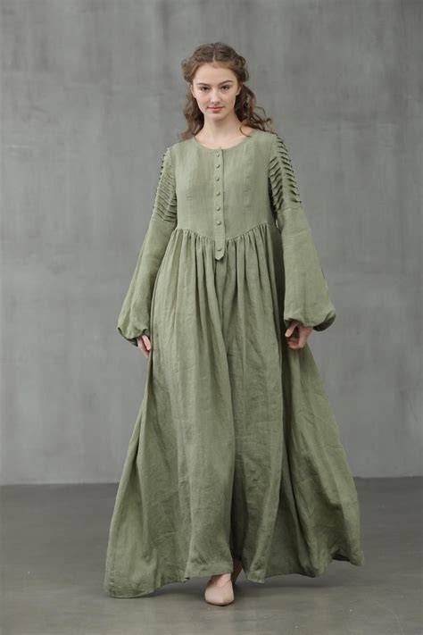Pin by Ольга Бурлака on My saves in 2021 | Linen maxi ...