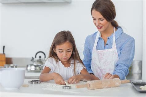 Mother And Daughter Baking Together Stock Image Image Of Female Girl 32232581