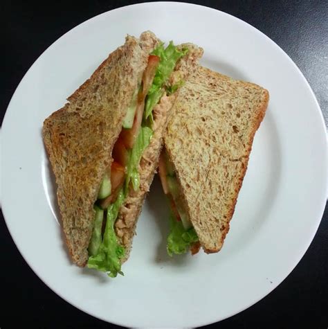 Anda juga perlu memilih merk roti gandum yang berlabel whole wheat atau 100. Gadis Kongsi Tips Diet Bulan Ramadan. Puasa Pun Boleh ...